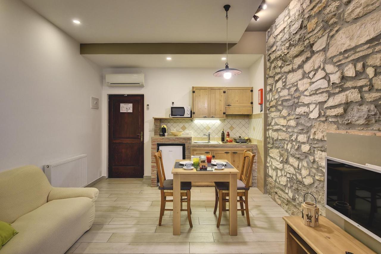 Mimoza Old Town Pula Apartments Luaran gambar