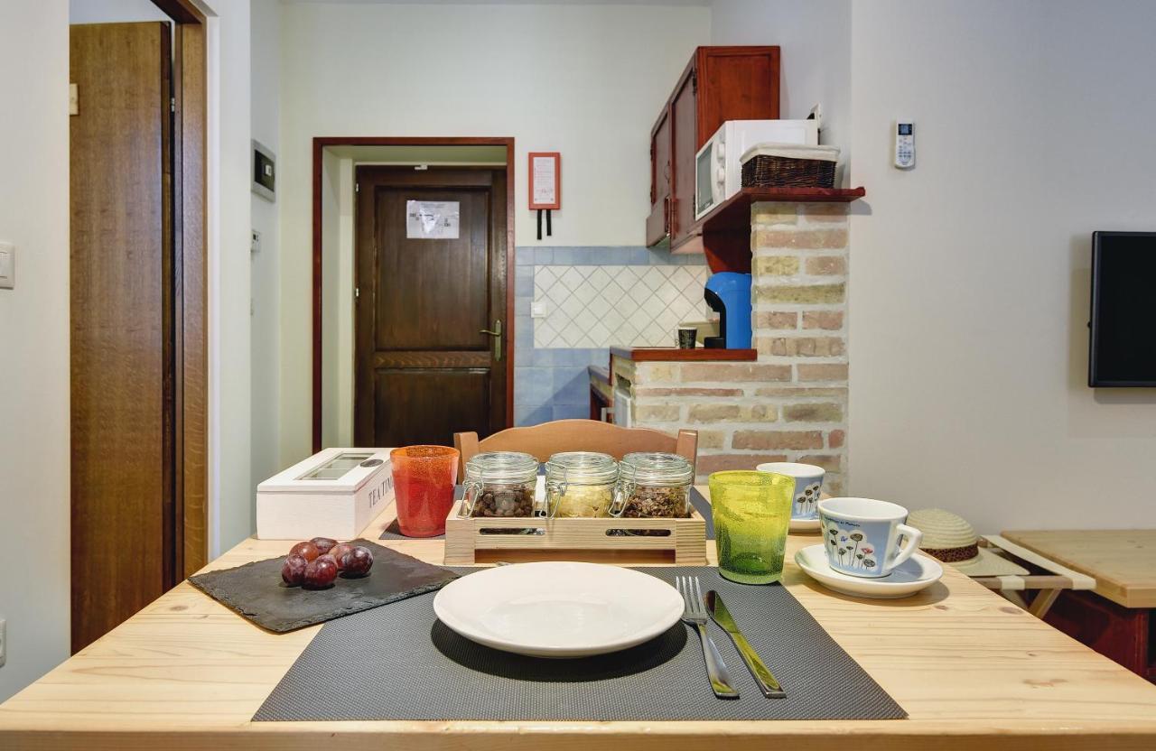 Mimoza Old Town Pula Apartments Luaran gambar